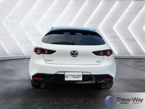 2023 Mazda Mazda3 FWD w/Preferred Package