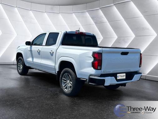 Summit White 2026 Chevrolet Colorado LT