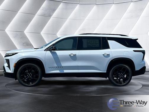 Polar White 2026 Chevrolet Traverse RS