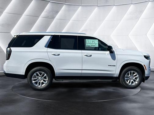 Summit White 2026 Chevrolet Tahoe LT