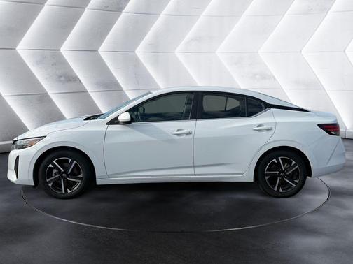 Cloud White 2024 Nissan Sentra SV