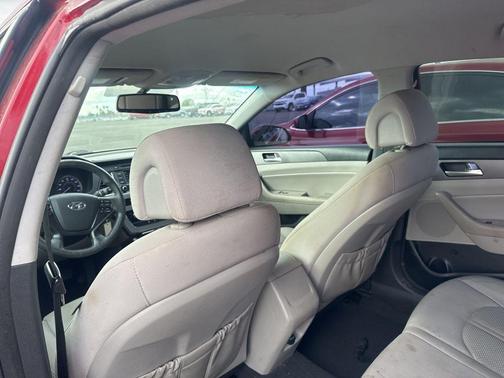 2015 Hyundai SONATA SE