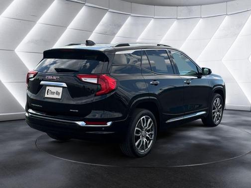 Ebony Twilight Metallic 2023 GMC Terrain Denali