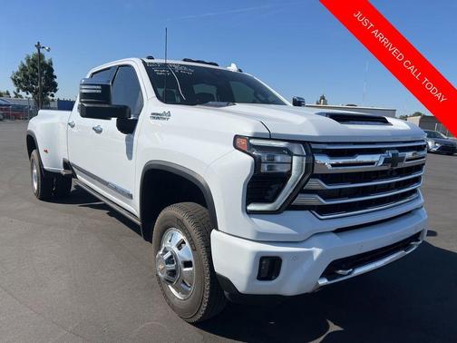 Summit White 2024 Chevrolet Silverado 3500 High Country