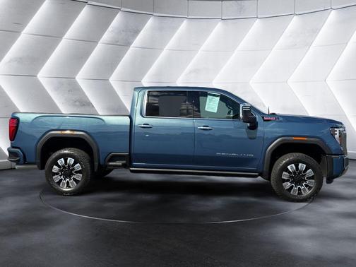 Metallic 2024 GMC Sierra 2500 Denali