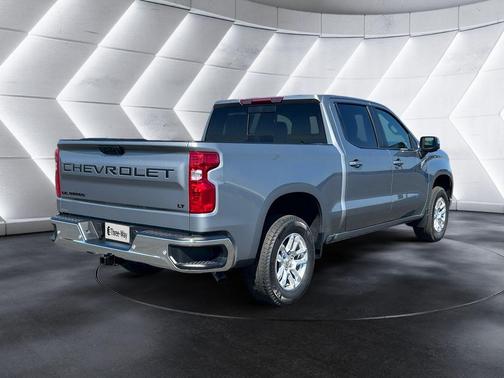 Sterling Gray Metallic 2026 Chevrolet Silverado 1500 LT