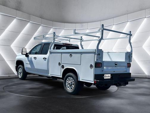 Summit White 2026 Chevrolet Silverado 2500 WT