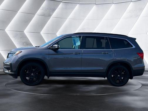 Modern Steel Metallic 2022 Honda Pilot Special Edition