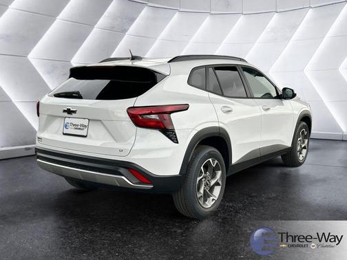 Summit White 2026 Chevrolet Trax LT