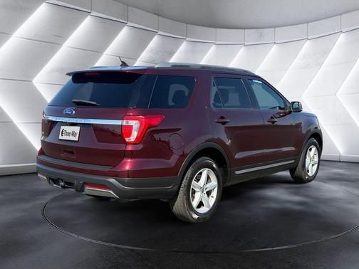 Burgundy 2019 Ford Explorer XLT