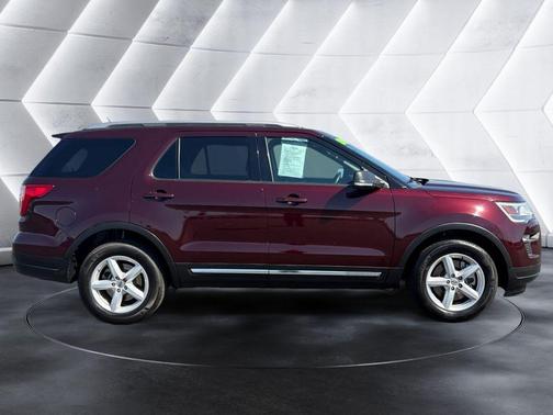 Burgundy 2019 Ford Explorer XLT