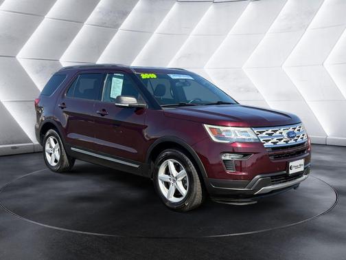 Burgundy 2019 Ford Explorer XLT