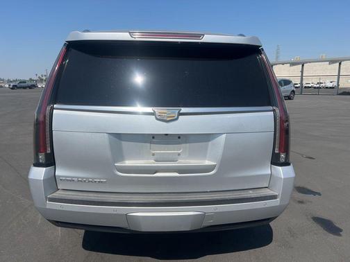 2015 Cadillac Escalade ESV Luxury