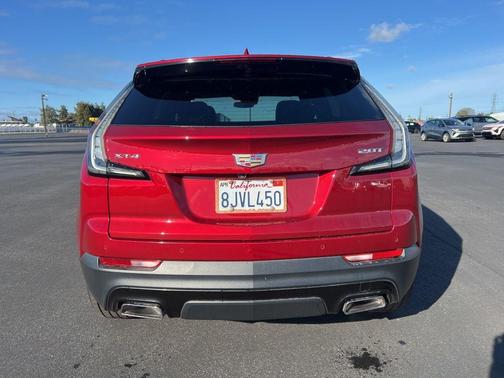 2019 Cadillac XT4 Sport