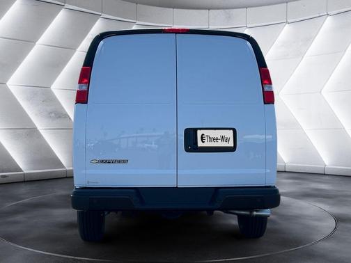 Summit White 2026 Chevrolet Express 2500 Work Van