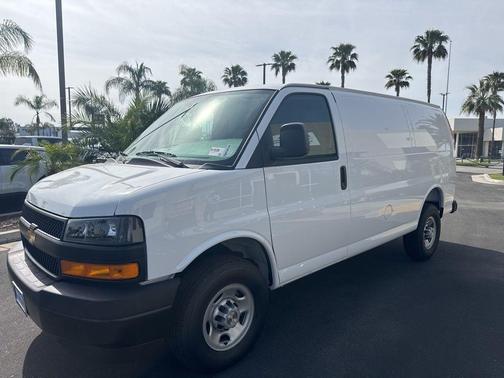 2026 Chevrolet Express 2500 Work Van