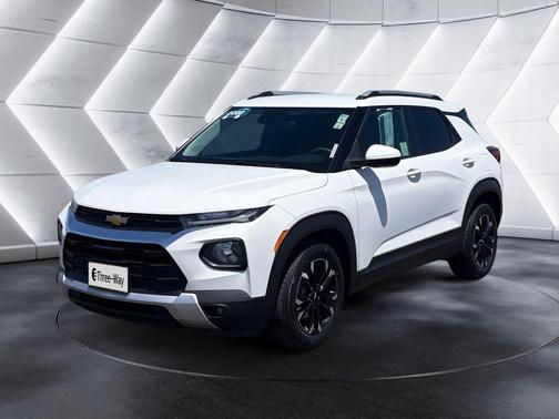Summit White 2022 Chevrolet Trailblazer LT