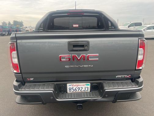 2022 GMC Canyon AT4 w/Cloth