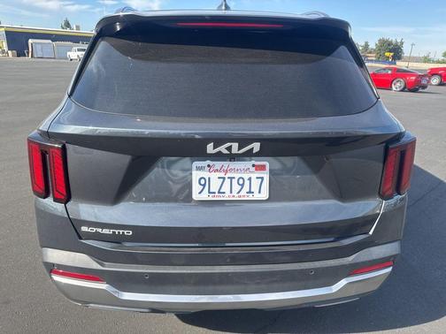 Gravity Gray 2024 Kia Sorento EX