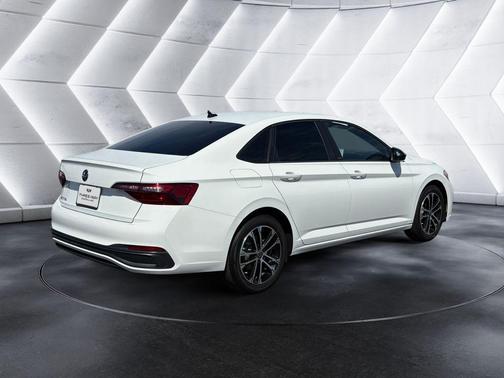 Pure White 2024 Volkswagen Jetta 1.5T Sport