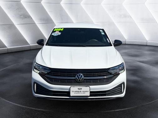 Pure White 2024 Volkswagen Jetta 1.5T Sport