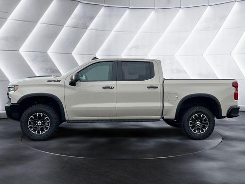White Sand 2026 Chevrolet Silverado 1500 ZR2