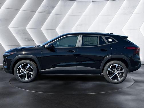 Mosaic Black Metallic 2026 Chevrolet Trax 1RS
