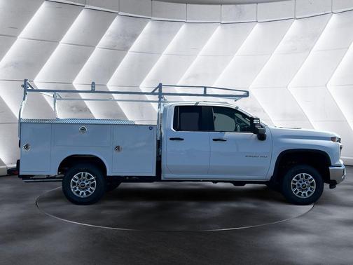 Summit White 2026 Chevrolet Silverado 2500 WT