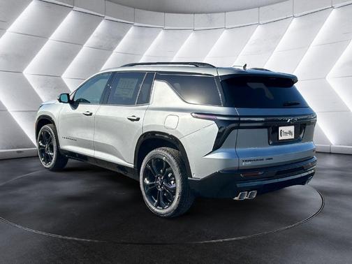 Sterling Gray Metallic 2027 Chevrolet Traverse RS