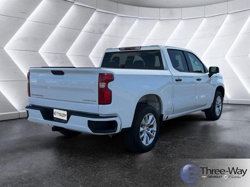 Summit White 2023 Chevrolet Silverado 1500 Custom