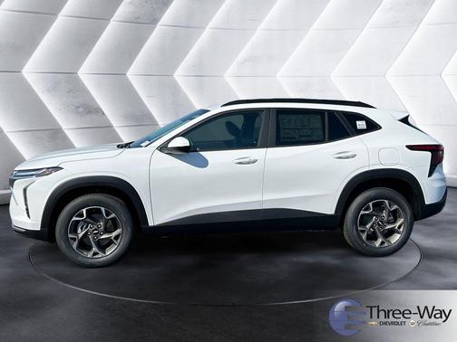 Summit White 2026 Chevrolet Trax LT