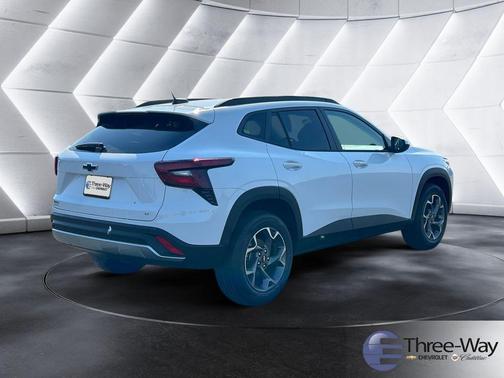 Summit White 2026 Chevrolet Trax LT