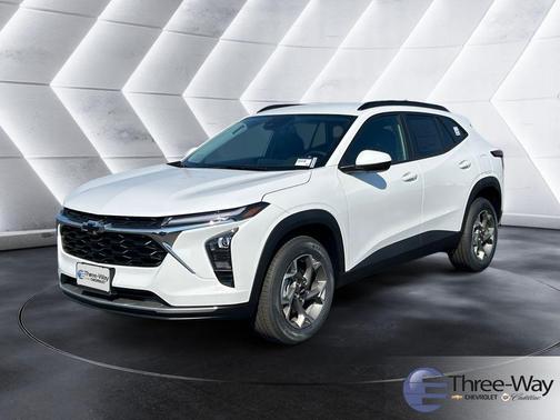 Summit White 2026 Chevrolet Trax LT