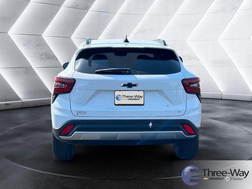 Summit White 2026 Chevrolet Trax LT