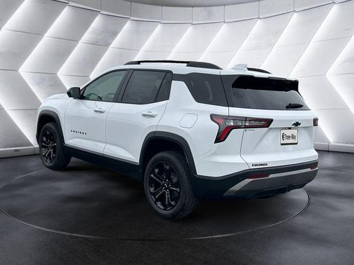 Summit White 2026 Chevrolet Equinox LT