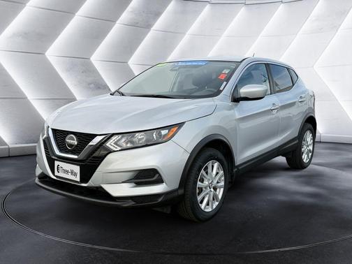 Brilliant Silver Metallic 2021 Nissan Rogue Sport S