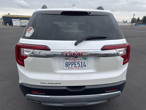 White Frost 2020 GMC Acadia SLT