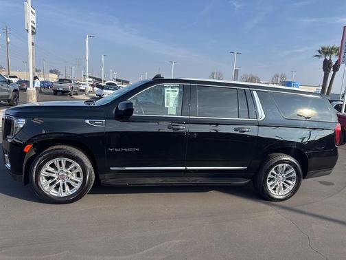 2024 GMC Yukon XL SLT