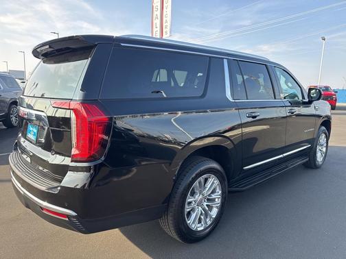 2024 GMC Yukon XL SLT