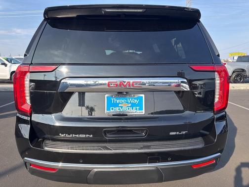 2024 GMC Yukon XL SLT
