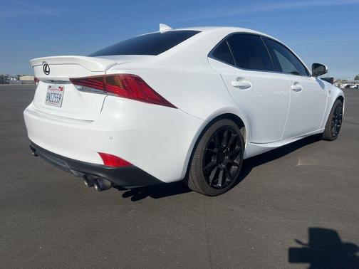 Eminent White Pearl 2019 Lexus IS 300 Base