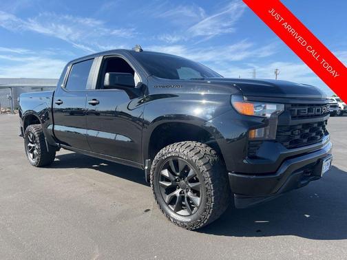Black 2025 Chevrolet Silverado 1500 Custom