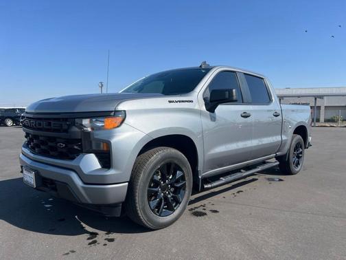 Sterling Gray Metallic 2023 Chevrolet Silverado 1500 Custom