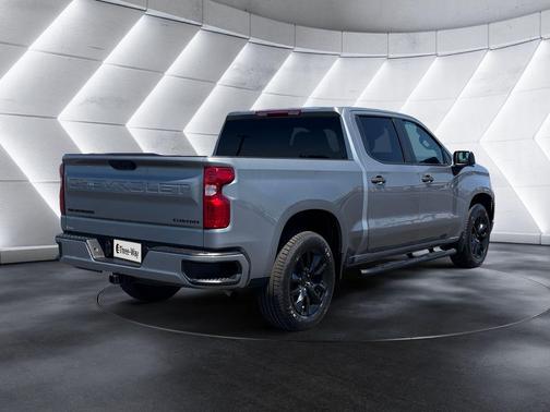 Sterling Gray Metallic 2023 Chevrolet Silverado 1500 Custom