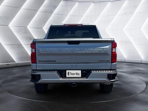 Sterling Gray Metallic 2023 Chevrolet Silverado 1500 Custom