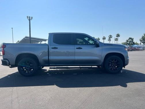 Sterling Gray Metallic 2023 Chevrolet Silverado 1500 Custom