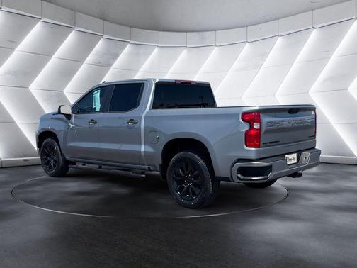 Sterling Gray Metallic 2023 Chevrolet Silverado 1500 Custom