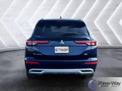 Cosmic Blue Metallic 2022 Mitsubishi Outlander SEL