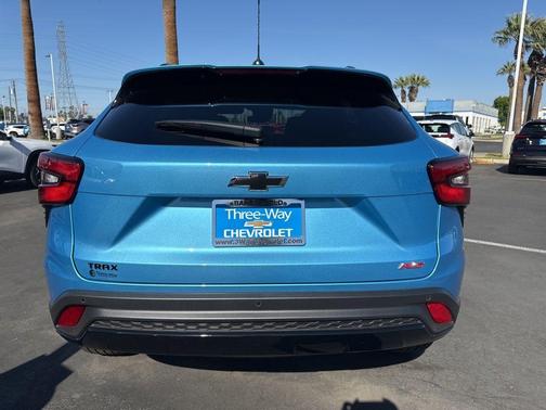 Marina Blue 2026 Chevrolet Trax 2RS