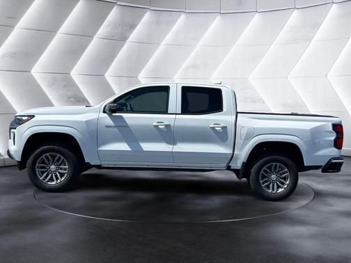 Summit White 2026 Chevrolet Colorado LT